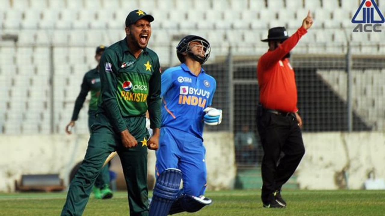 ಉದಯೋನ್ಮುಖರ ಕ್ರಿಕೆಟ್; ಪಾಕ್ ಎದುರು ಭಾರತಕ್ಕೆ ಸೋಲು ಉದಯೋನ್ಮುಖರ ಕ್ರಿಕೆಟ್; ಪಾಕ್ ಎದುರು ಭಾರತಕ್ಕೆ ಸೋಲು