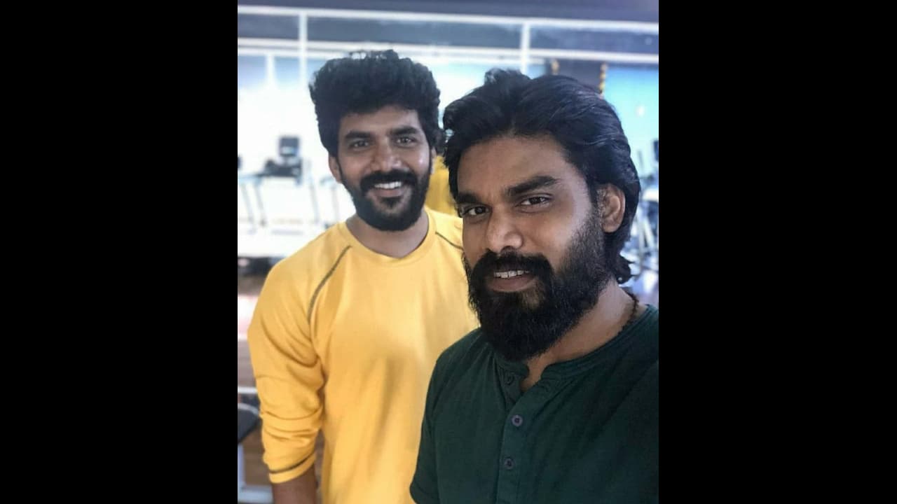 'பிகில்' ரெஃபரன்சுடன் ஜிம்மில் இருக்கும் புகைப்படங்களை வெளியிட்ட 'பிக்பாஸ்' கவின்! கொண்டாட்டத்தில் சமூகவலைதளத்தை அதகளப்படுத்தும் ரசிகர்கள்!