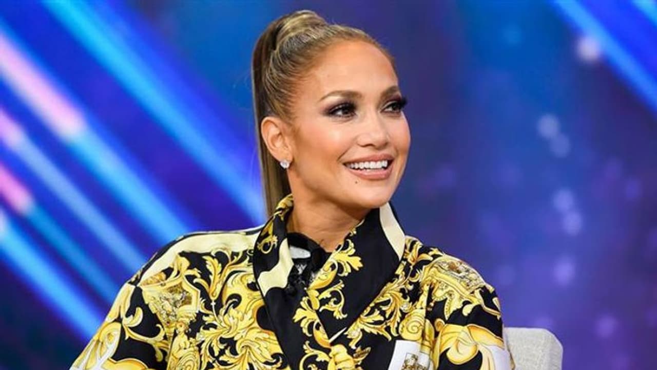 ''ఆ డైరెక్టర్ నన్ను షర్ట్ విప్పి చూపించమన్నాడు..'' జెన్నిఫర్ లోపేజ్ కామెంట్స్!