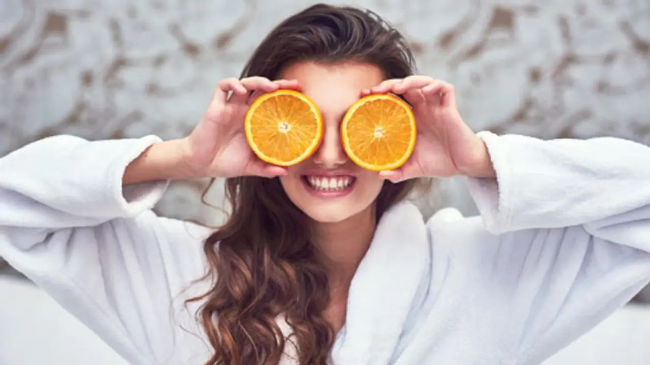 குளிர்காலத்தில் கமலா ஆரஞ்சு..! சருமத்தில் ஏற்படுத்தும் மாபெரும் மாற்றம் என்ன தெரியுமா ..?