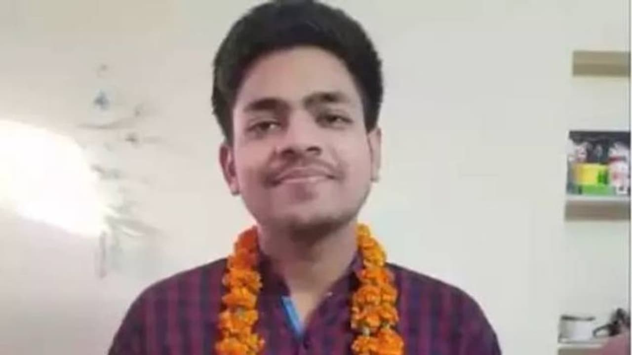 21 year old from Jaipur all set to become India's youngest judge of India 21 year old from Jaipur all set to become India's youngest judge of India