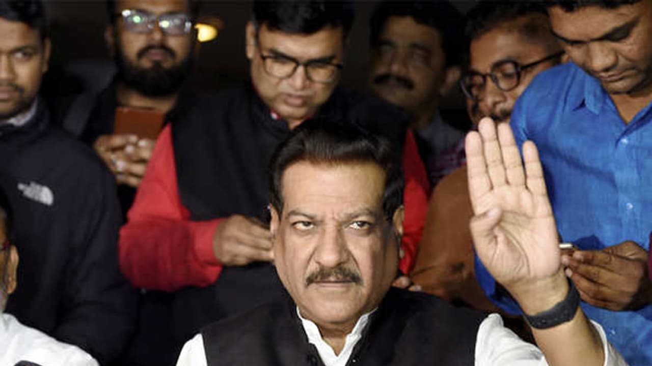 தேசியவாத காங்கிரஸ் – காங்கிரஸ் இடையே டீல் ஓகே … நாளை சிவசேனாவுடன் பேச்சுவார்த்தை …காங்கிரஸ் அதிரடி அறிவிப்பு !! தேசியவாத காங்கிரஸ் – காங்கிரஸ் இடையே டீல் ஓகே … நாளை சிவசேனாவுடன் பேச்சுவார்த்தை …காங்கிரஸ் அதிரடி அறிவிப்பு !!