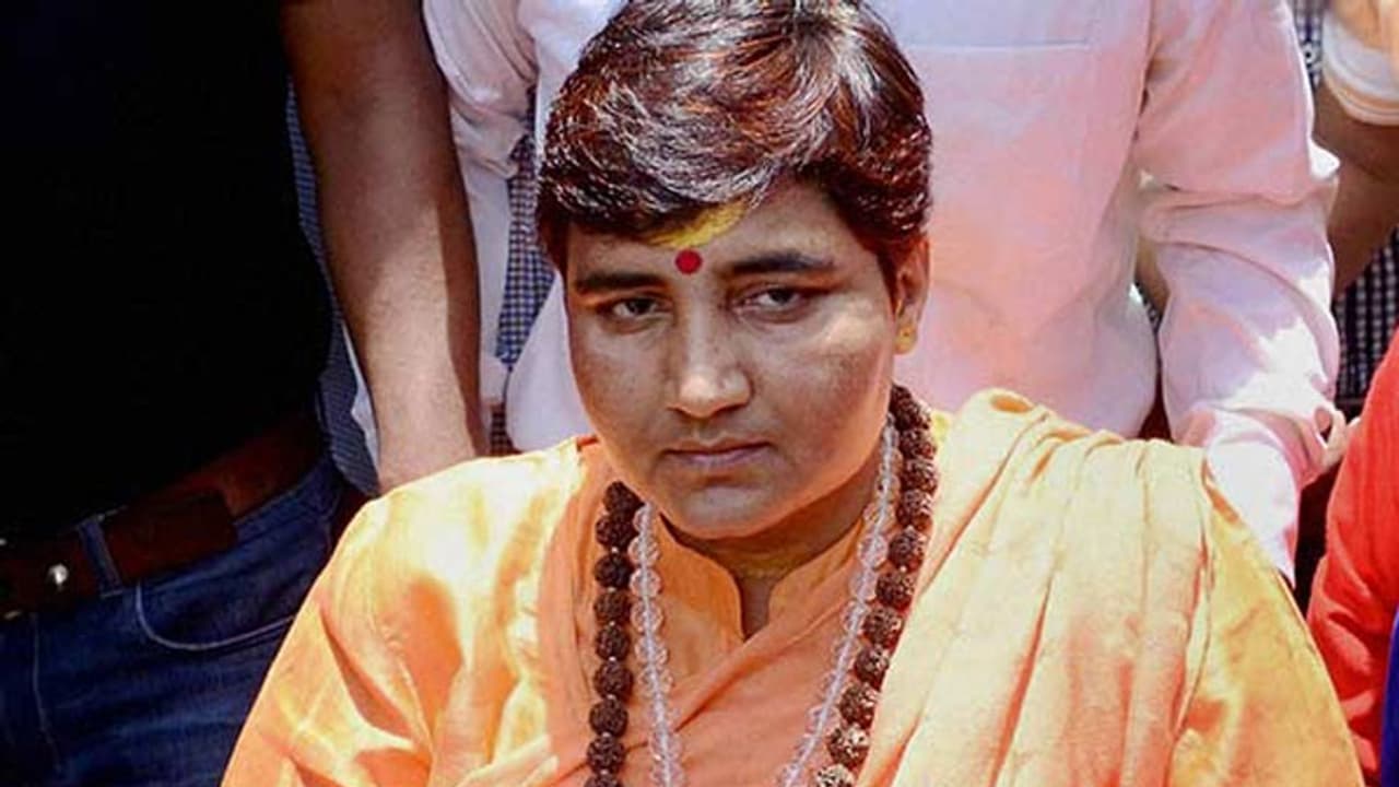 ಗೋಡ್ಸೆ ದೇಶಭಕ್ತ ಎಂದ ಪ್ರಜ್ಞಾಗೆ ಬಿಜೆಪಿ ತಪರಾಕಿ