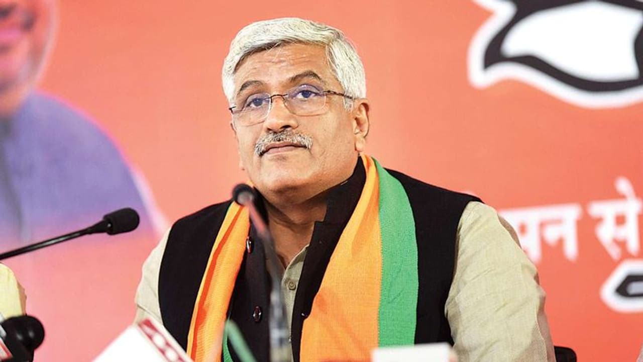 முல்லைப்பெரியாறு அணை பாதுகாப்பாக இருக்கு:தமிழகமும், கேரளாவும் பேசிக்கொள்ளுங்கள்: நழுவிய மத்திய அரசு.... முல்லைப்பெரியாறு அணை பாதுகாப்பாக இருக்கு:தமிழகமும், கேரளாவும் பேசிக்கொள்ளுங்கள்: நழுவிய மத்திய அரசு....