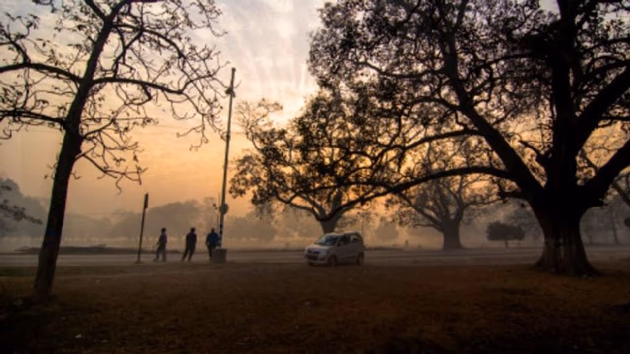 ৩৮ ডিগ্রিও ছাড়াতে পারে কলকাতার পারদ, বুধবার থেকে ফের বৃষ্টির সম্ভাবনা রাজ্য়ে ৩৮ ডিগ্রিও ছাড়াতে পারে কলকাতার পারদ, বুধবার থেকে ফের বৃষ্টির সম্ভাবনা রাজ্য়ে