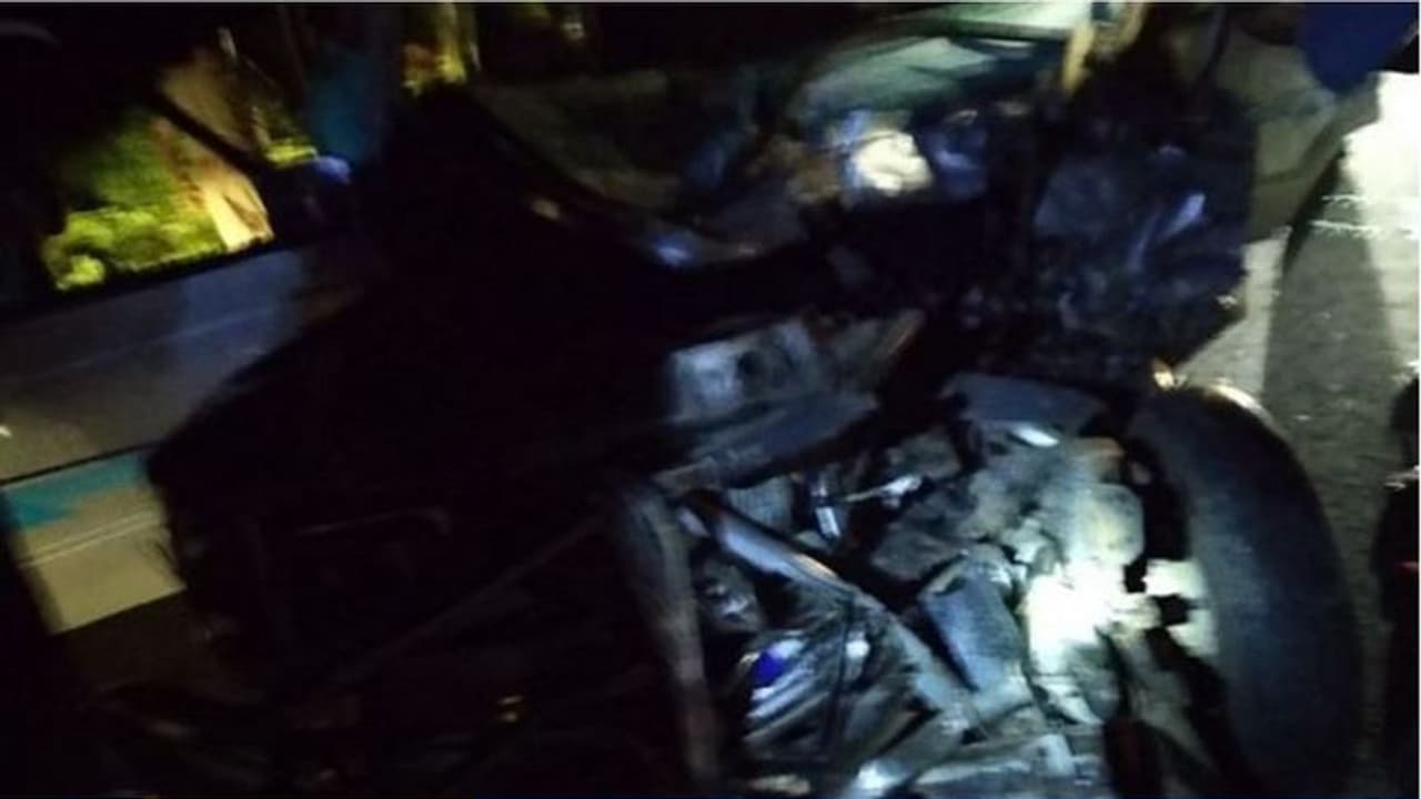 Karnataka: 6 killed, 9 grievously injured in horrific accident on Srirangapatna Bidar Highway Karnataka: 6 killed, 9 grievously injured in horrific accident on Srirangapatna Bidar Highway