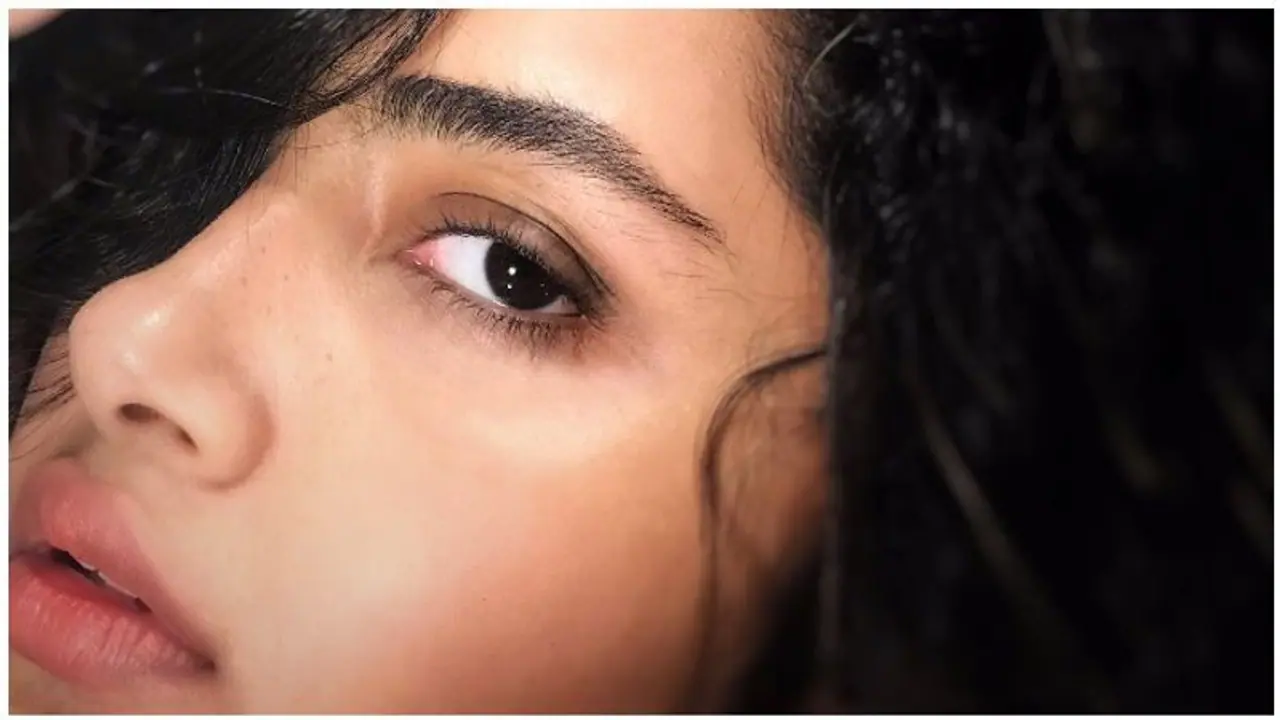 ’அவங்கவங்க அவங்கவங்க வேலைய மட்டும் பாருங்க'...கடுப்பான நடிகை அனுபமா... ’அவங்கவங்க அவங்கவங்க வேலைய மட்டும் பாருங்க'...கடுப்பான நடிகை அனுபமா...