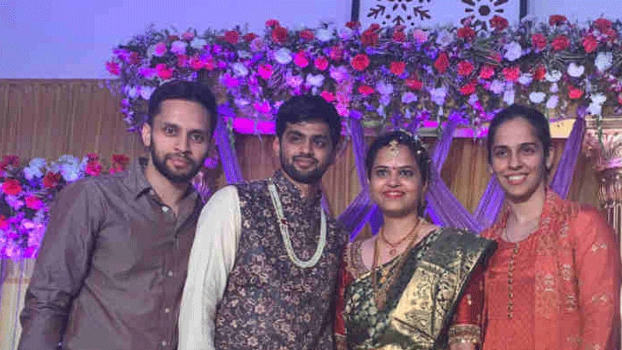 ఘనంగా సాయి ప్రణీత్ నిశ్చితార్థం ఘనంగా సాయి ప్రణీత్ నిశ్చితార్థం