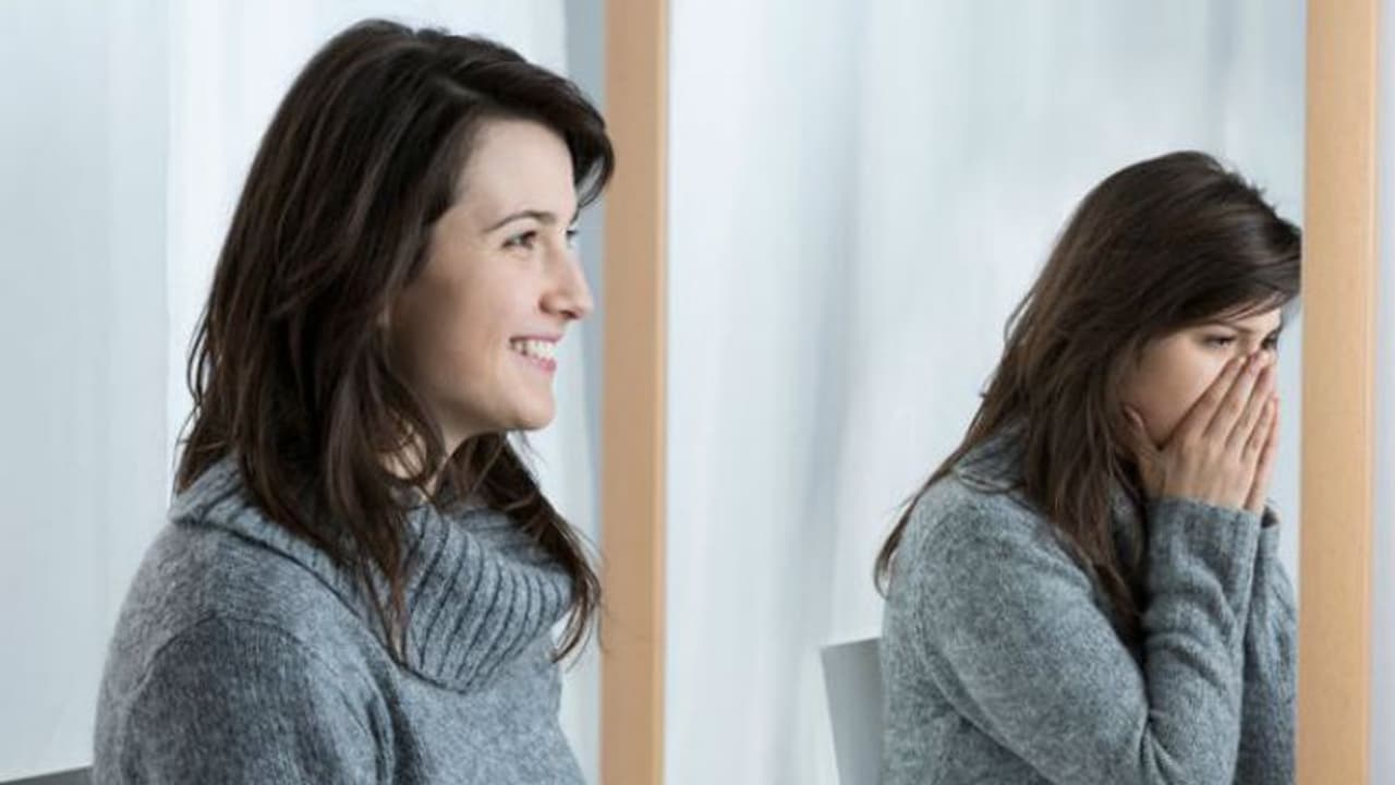 ഒറ്റയ്ക്കിരുന്ന് തന്നോട് തന്നെ സംസാരിക്കാറുണ്ടോ? ഉണ്ടെങ്കില് കേള്ക്കൂ... ഒറ്റയ്ക്കിരുന്ന് തന്നോട് തന്നെ സംസാരിക്കാറുണ്ടോ? ഉണ്ടെങ്കില് കേള്ക്കൂ...