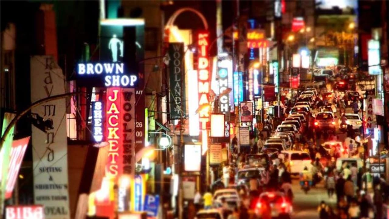 ബംഗളൂരുവിന് ഇനി 'ഉറക്കമില്ലാ രാവുകള്'; കടകള്ക്ക് 24 മണിക്കൂറും തുറന്നു പ്രവര്ത്തിക്കാന് അനുമതി ബംഗളൂരുവിന് ഇനി 'ഉറക്കമില്ലാ രാവുകള്'; കടകള്ക്ക് 24 മണിക്കൂറും തുറന്നു പ്രവര്ത്തിക്കാന് അനുമതി