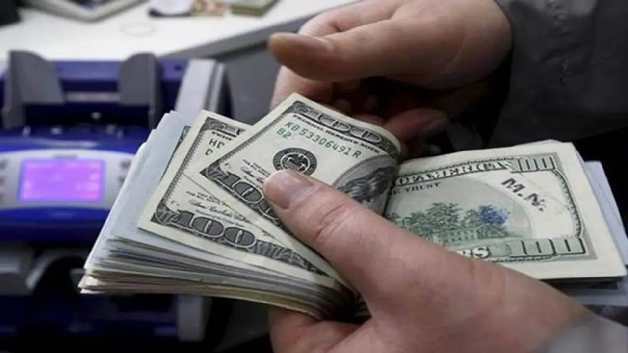 स्विस बैंक में अकाउंट मामले में इस फिल्म अभिनेत्री के परिवार पर जांच की तलवार, महाराष्ट्र के शाही परिवार को नोटिस स्विस बैंक में अकाउंट मामले में इस फिल्म अभिनेत्री के परिवार पर जांच की तलवार, महाराष्ट्र के शाही परिवार को नोटिस