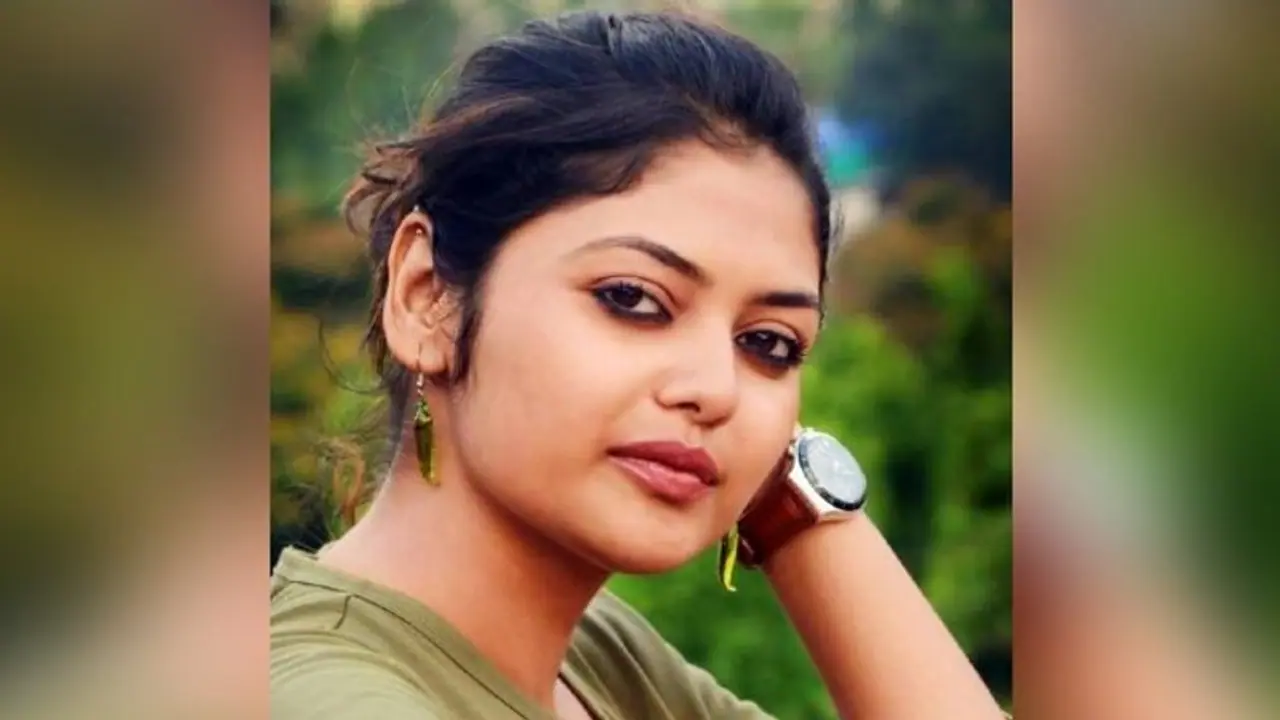 TMC यूथ विंग की अध्यक्ष सायोनी घोष अरेस्ट, Tripura में BJP कार्यकर्ताओं को कुचलने का आरोप TMC यूथ विंग की अध्यक्ष सायोनी घोष अरेस्ट, Tripura में BJP कार्यकर्ताओं को कुचलने का आरोप