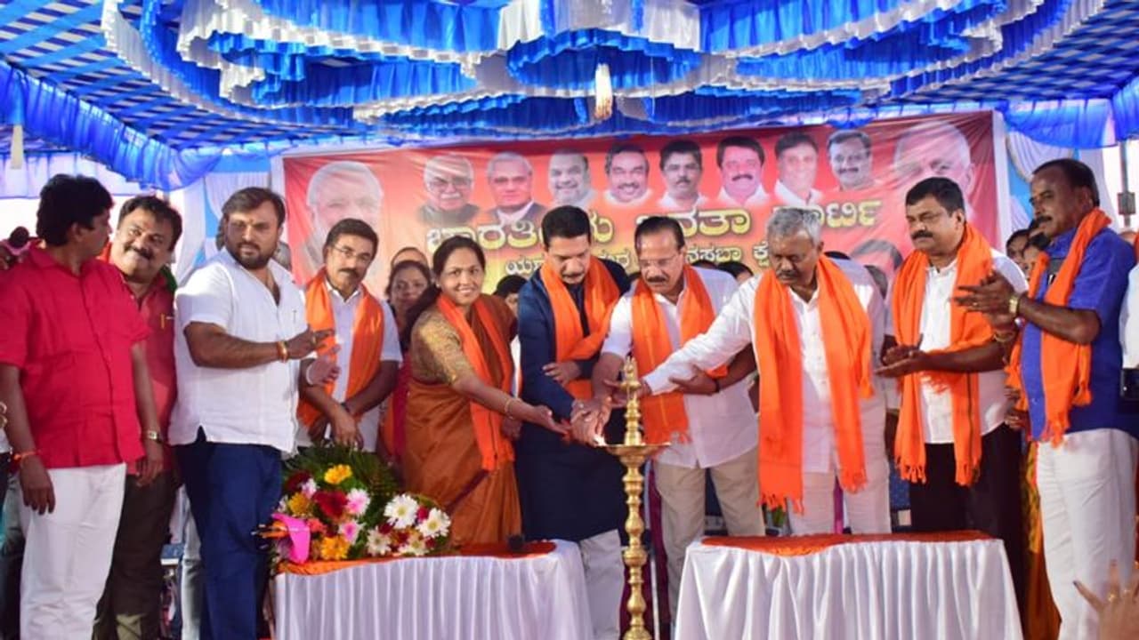 'ಭಾರತ್ ಮತಾಕೀ ಜೈ' ಹೇಳಲು ದಿನ ಕನ್ನಡಿ ಮುಂದೆ ಪ್ರಾಕ್ಟೀಸ್ ಮಾಡ್ತಿದ್ದೇನೆ ಎಂದ ಅನರ್ಹ ಶಾಸಕ