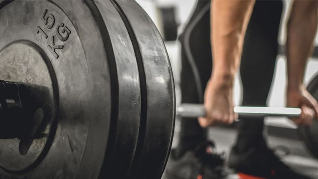 മേശ, ഷാംപൂ, ചൂല് വീട്ടില് അതിക്രമിച്ച് കയറിയ യുവാവിനെ 82കാരിയായ ബോഡി ബില്ഡര് കീഴടക്കിയത് ഇങ്ങനെ... മേശ, ഷാംപൂ, ചൂല് വീട്ടില് അതിക്രമിച്ച് കയറിയ യുവാവിനെ 82കാരിയായ ബോഡി ബില്ഡര് കീഴടക്കിയത് ഇങ്ങനെ...