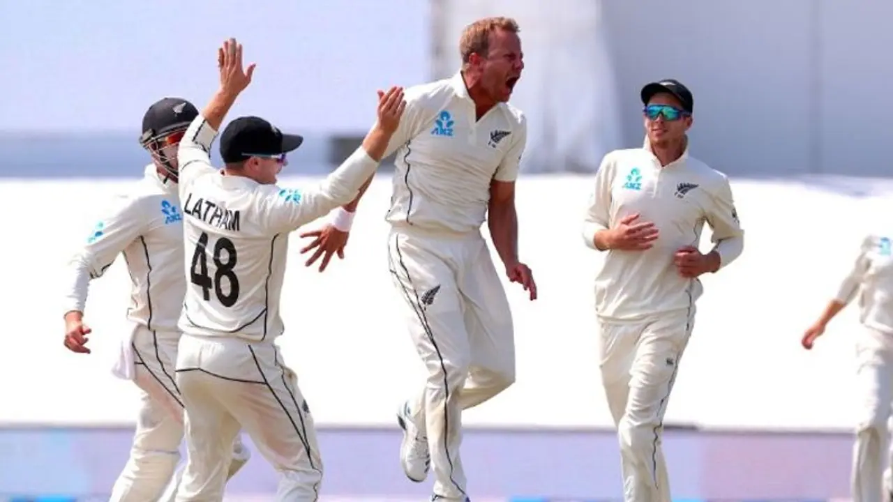 ഇന്ത്യക്കെതിരായ ആദ്യ ടെസ്റ്റിനുള്ള ന്യൂസിലന്ഡ് ടീമില് മാറ്റം; ഒരു പേസറെ ടീമില് ഉള്പ്പെടുത്തി ഇന്ത്യക്കെതിരായ ആദ്യ ടെസ്റ്റിനുള്ള ന്യൂസിലന്ഡ് ടീമില് മാറ്റം; ഒരു പേസറെ ടീമില് ഉള്പ്പെടുത്തി