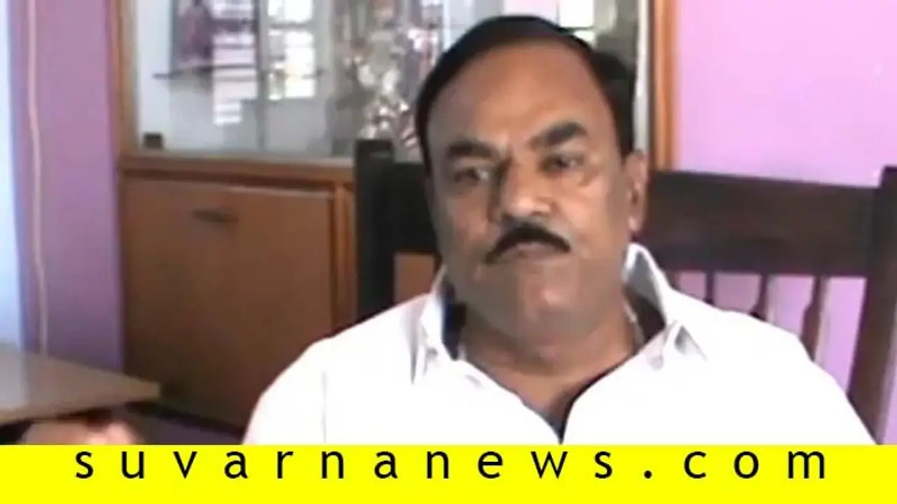 ಉಪಚುನಾವಣೆ: ಗೋಕಾಕ್‌ನಲ್ಲಿ ಮತ 'ಭಿಕ್ಷೆ' ಬೇಡುತ್ತಿರುವ ಜೆಡಿಎಸ್ ಅಭ್ಯರ್ಥಿ!