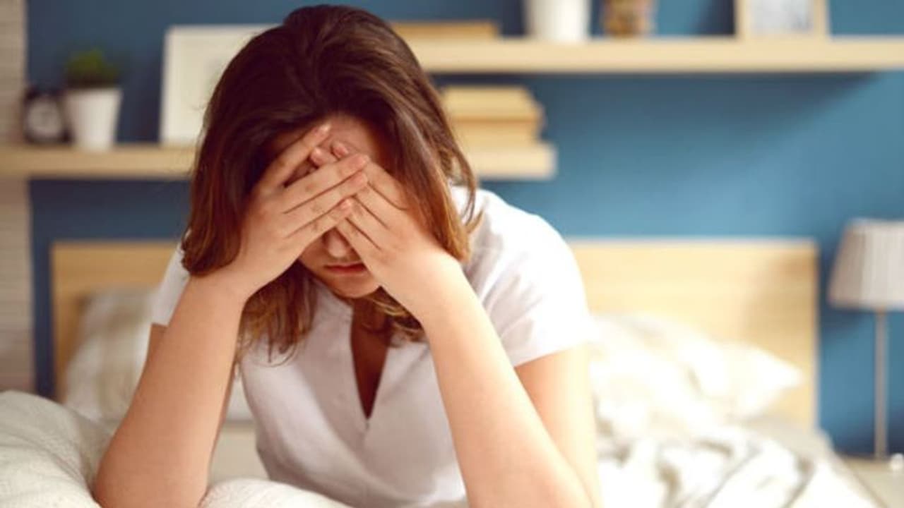 മൂഡ് സ്വിംഗ്സ്, ക്ഷീണം എന്നിവയുണ്ടെങ്കില് സ്ത്രീകള് ശ്രദ്ധിക്കേണ്ടത് ഇക്കാര്യം... മൂഡ് സ്വിംഗ്സ്, ക്ഷീണം എന്നിവയുണ്ടെങ്കില് സ്ത്രീകള് ശ്രദ്ധിക്കേണ്ടത് ഇക്കാര്യം...