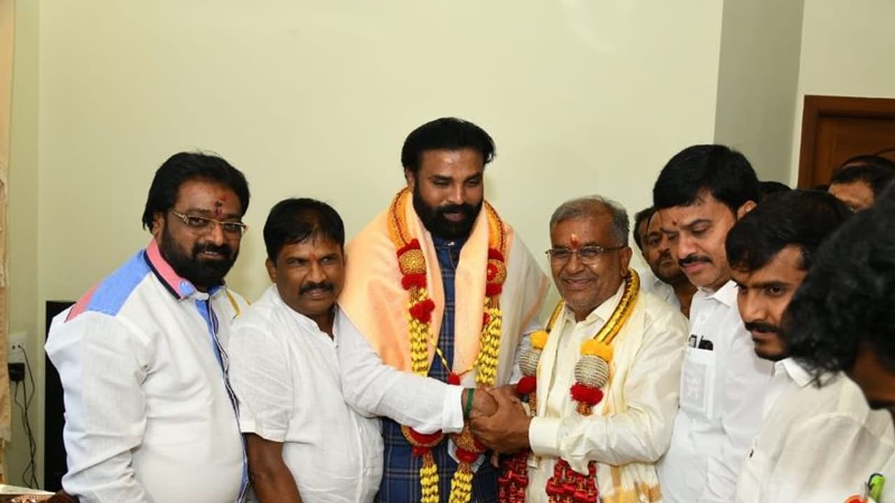 ಶ್ರೀರಾಮುಲು ಭೇಟಿ ಬಳಿಕ ಜಿಟಿಡಿ ರಿಯಾಕ್ಷನ್: ಸಂಚಲನ ಮೂಡಿಸಿದ ಗೌಡ್ರ ಮಗ ಹರೀಶ್ ಮಾತು