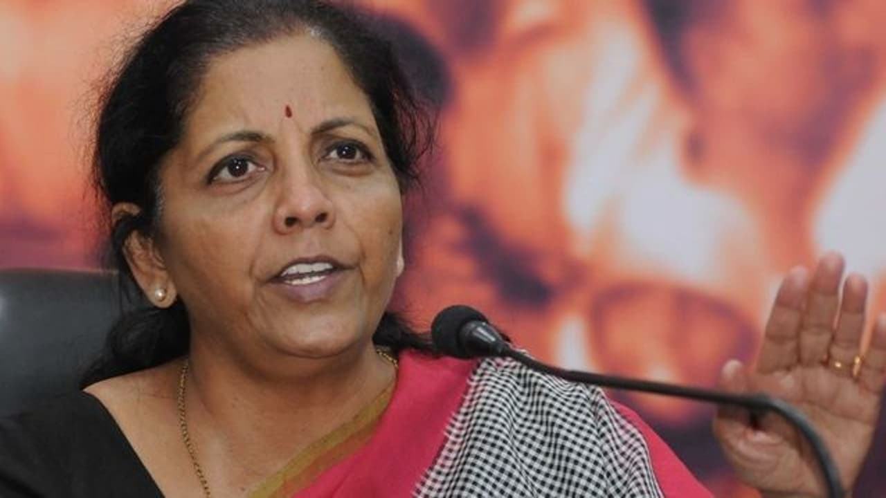 50 சதவீதத்தைக்கூட எட்டவில்லையாம் நேரடிவரிகள்: என்ன செய்யப்போகிறது மத்திய அரசு ? 50 சதவீதத்தைக்கூட எட்டவில்லையாம் நேரடிவரிகள்: என்ன செய்யப்போகிறது மத்திய அரசு ?