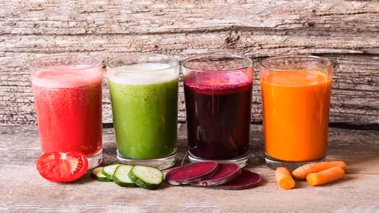 सुबह खाली पेट लें ये 4 एनर्जी ड्रिंक्स, इम्यून सिस्टम होगा मजबूत सुबह खाली पेट लें ये 4 एनर्जी ड्रिंक्स, इम्यून सिस्टम होगा मजबूत