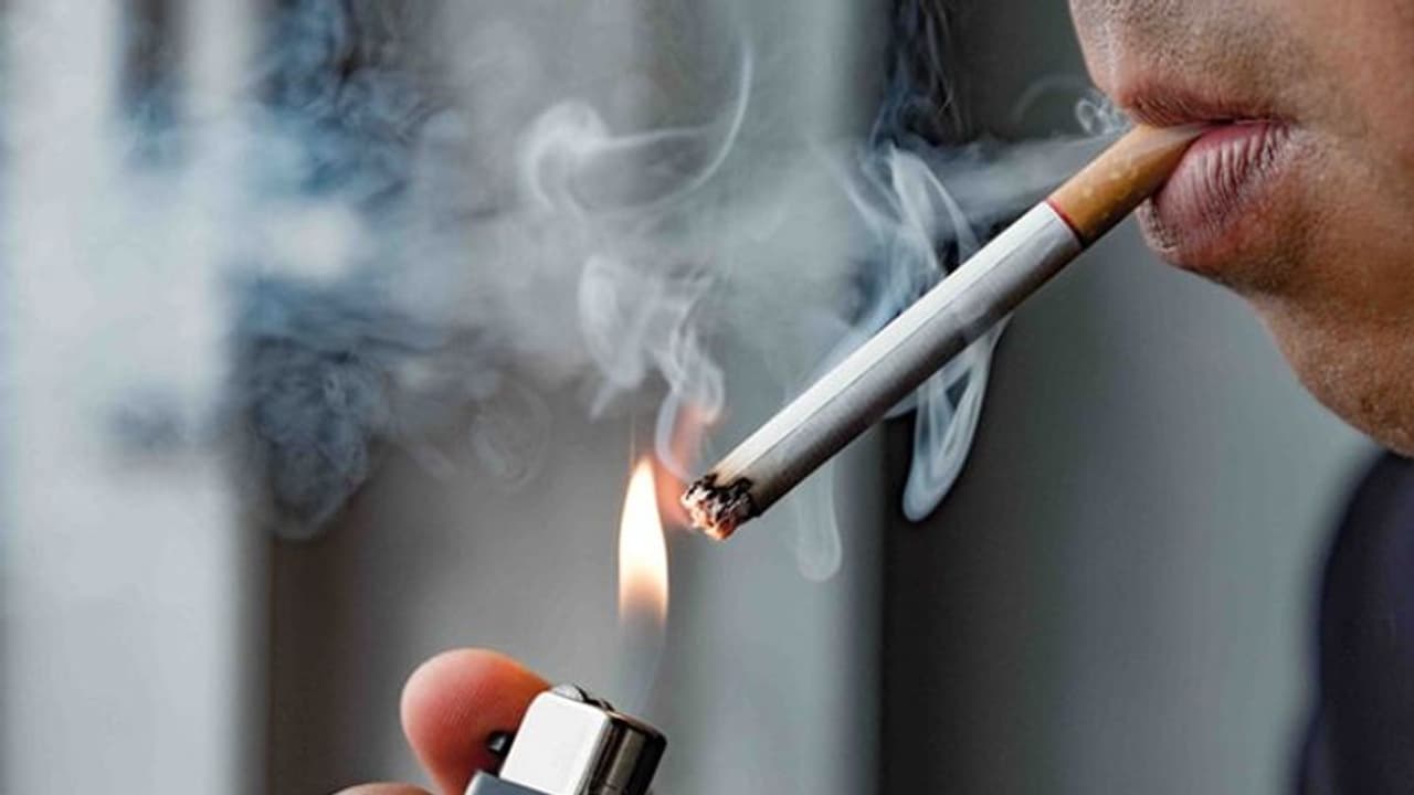 ಹುಷಾರು..! ಇನ್ಮೇಲೆ ಎಲ್ಲೆಂದರಲ್ಲಿ ಸಿಗರೇಟ್ ಸೇದ್ಬೇಡಿ ಹುಷಾರು..! ಇನ್ಮೇಲೆ ಎಲ್ಲೆಂದರಲ್ಲಿ ಸಿಗರೇಟ್ ಸೇದ್ಬೇಡಿ