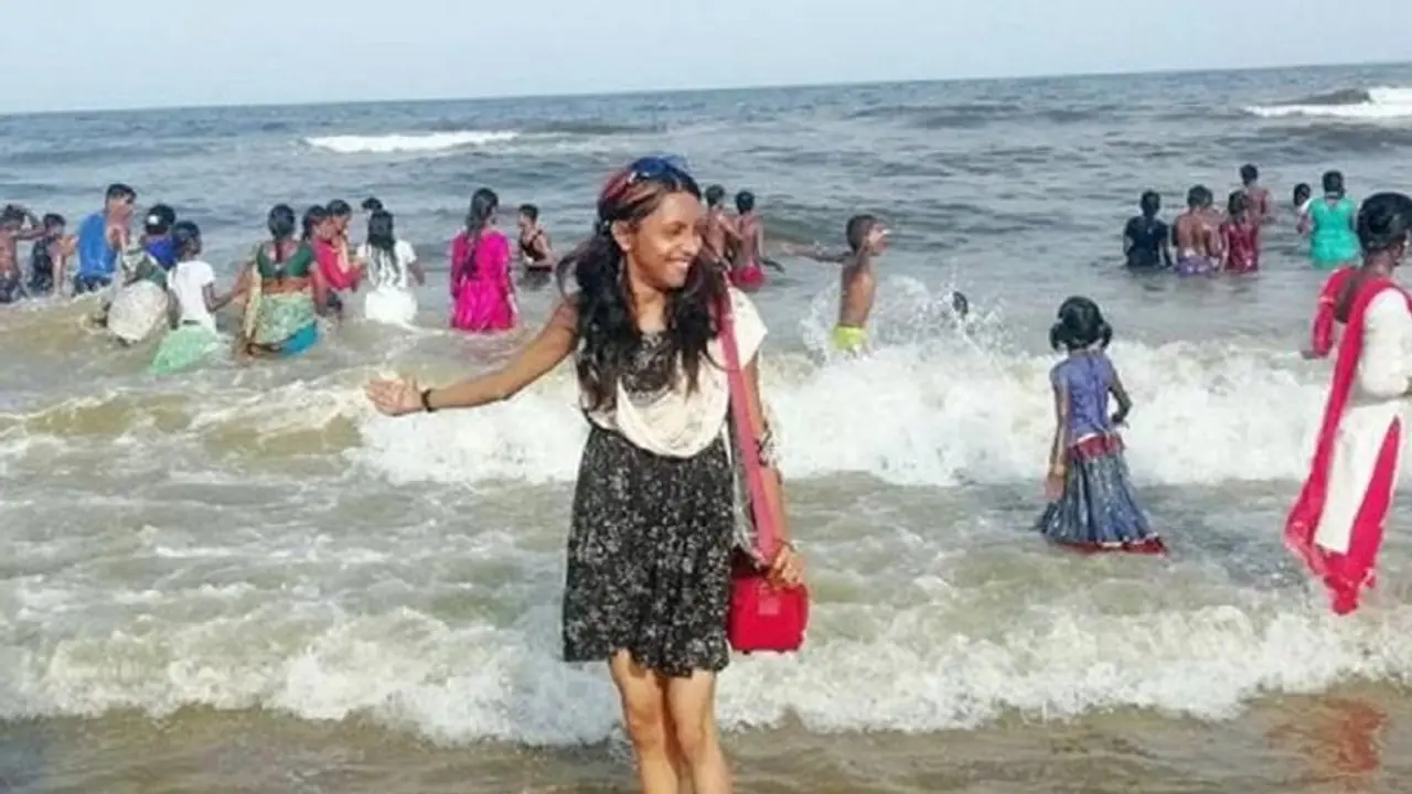 इस ट्रांसजेंडर ने इंजीनियरिंग कर बनाई एक नई पहचान, लोग दे रहे मिसाल इस ट्रांसजेंडर ने इंजीनियरिंग कर बनाई एक नई पहचान, लोग दे रहे मिसाल