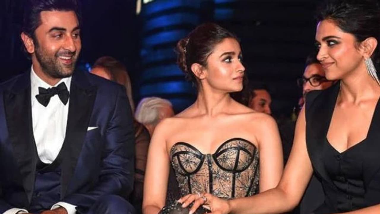 റണ്ബീര് ആലിയ വിവാഹം ഉടന്? ദീപികയുടെ പ്രഖ്യാപനം ഏറ്റെടുത്ത് ആരാധകര് റണ്ബീര് ആലിയ വിവാഹം ഉടന്? ദീപികയുടെ പ്രഖ്യാപനം ഏറ്റെടുത്ത് ആരാധകര്