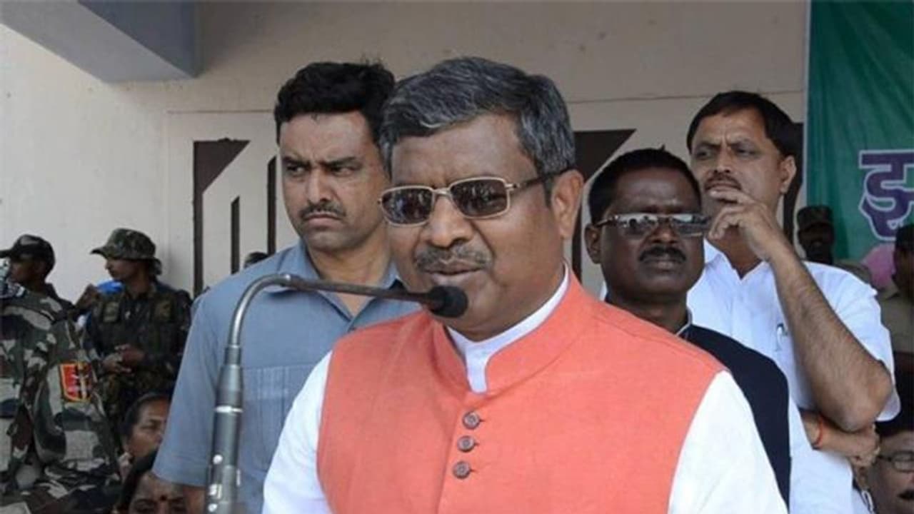 शून्य से शिखर तक का सफर तय करने वाले इस नेता ने बीजेपी को सिखाई है सियासत की ABCD शून्य से शिखर तक का सफर तय करने वाले इस नेता ने बीजेपी को सिखाई है सियासत की ABCD