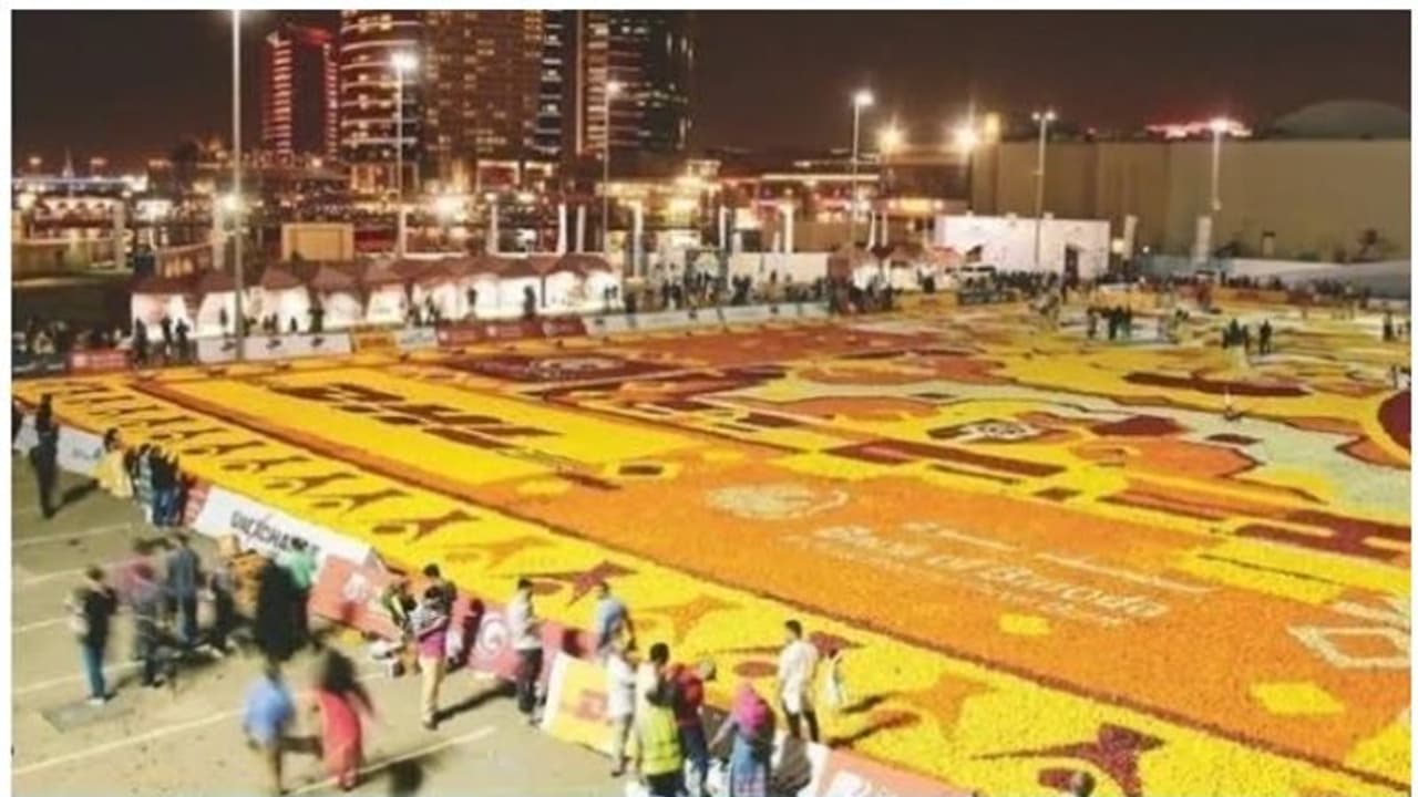 യുഎഇയ്ക്ക് മറ്റൊരു ഗിന്നസ് റെക്കോര്ഡ് കൂടി; ഈ നേട്ടം മലയാളികളുടേത് യുഎഇയ്ക്ക് മറ്റൊരു ഗിന്നസ് റെക്കോര്ഡ് കൂടി; ഈ നേട്ടം മലയാളികളുടേത്