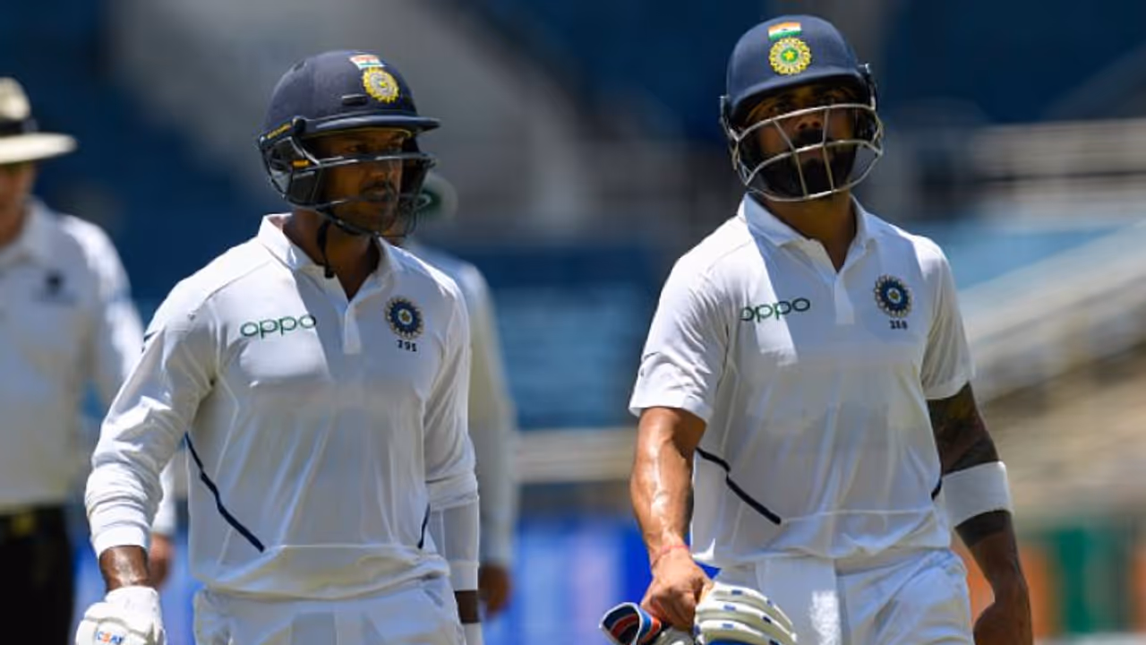 পিঙ্ক বলে শতরানও শীর্ষ স্থান দিতে পারলো না বিরাটকে, স্মিথের থেকে ৩ পয়েন্ট পিছিয়ে কোহলি