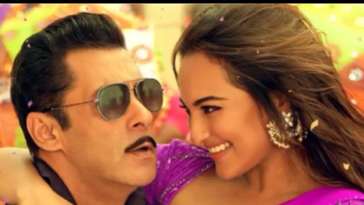 'ম্যায় হুঁ হিরো তেরা' র পর 'ইউ করকে', শুনে নিন ভাইজানের এই গানটি 'ম্যায় হুঁ হিরো তেরা' র পর 'ইউ করকে', শুনে নিন ভাইজানের এই গানটি