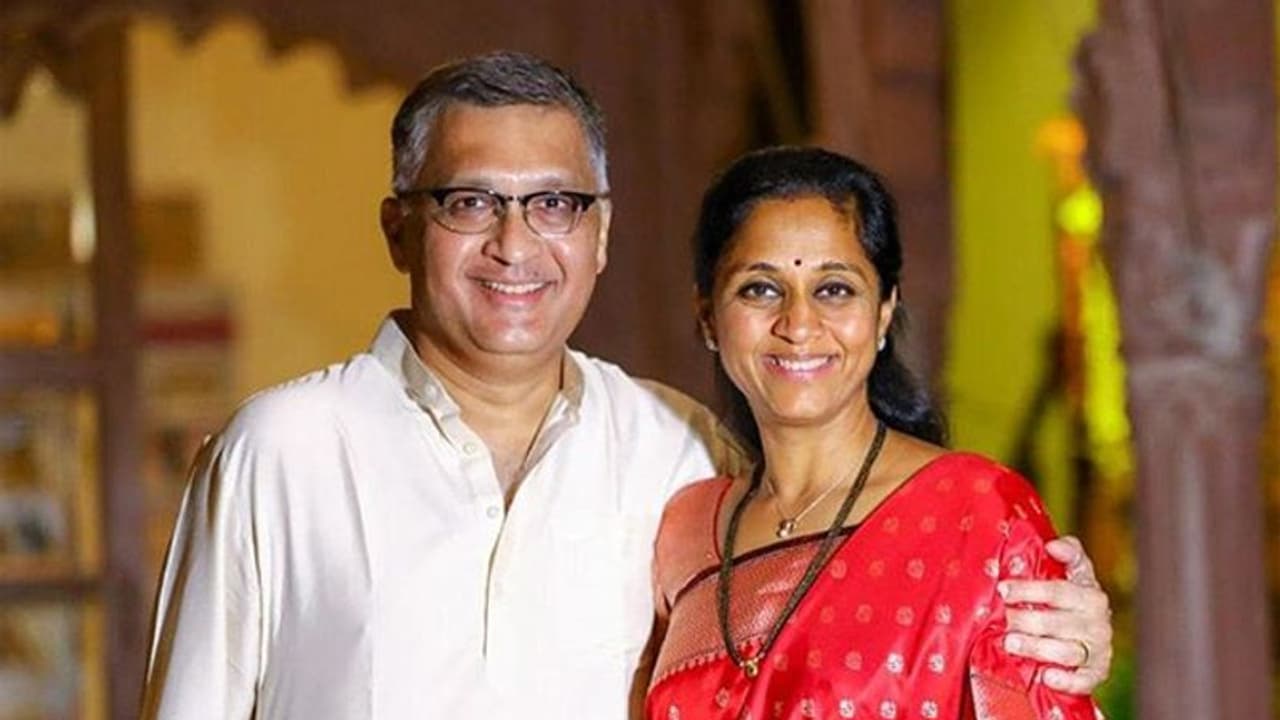 ಉದ್ಧವ್ ಠಾಕ್ರೆ ಸೋದರತ್ತೆ ಸುಪ್ರಿಯಾ ಸುಳೆ ಅತ್ತೆ: ಫ್ಯಾಮಿಲಿ ಒಂದಾಗಲ್ವೆ ಮತ್ತೆ? ಉದ್ಧವ್ ಠಾಕ್ರೆ ಸೋದರತ್ತೆ ಸುಪ್ರಿಯಾ ಸುಳೆ ಅತ್ತೆ: ಫ್ಯಾಮಿಲಿ ಒಂದಾಗಲ್ವೆ ಮತ್ತೆ?