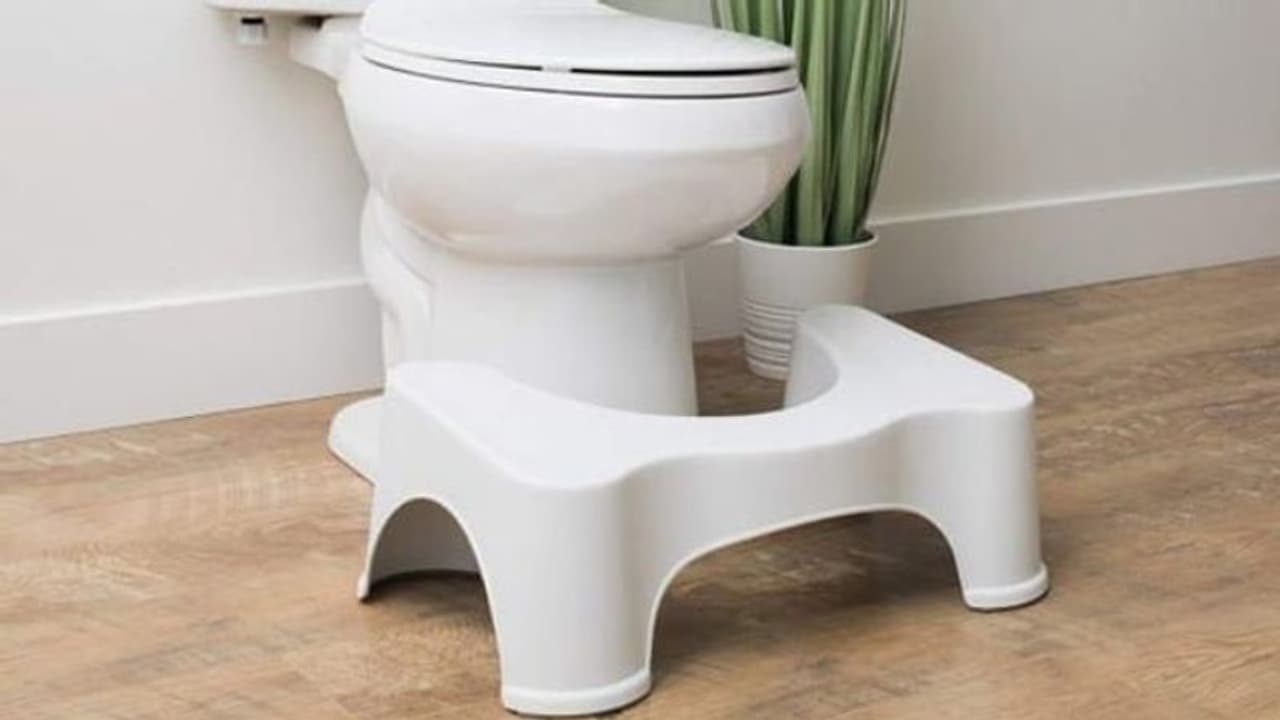 സ്റ്റൂളും കൂടി ചേര്ന്നൊരു ക്ലോസറ്റ് ; ഇത് നിര്മ്മിച്ചതിന് പിന്നിലൊരു കാരണമുണ്ട്... സ്റ്റൂളും കൂടി ചേര്ന്നൊരു ക്ലോസറ്റ് ; ഇത് നിര്മ്മിച്ചതിന് പിന്നിലൊരു കാരണമുണ്ട്...