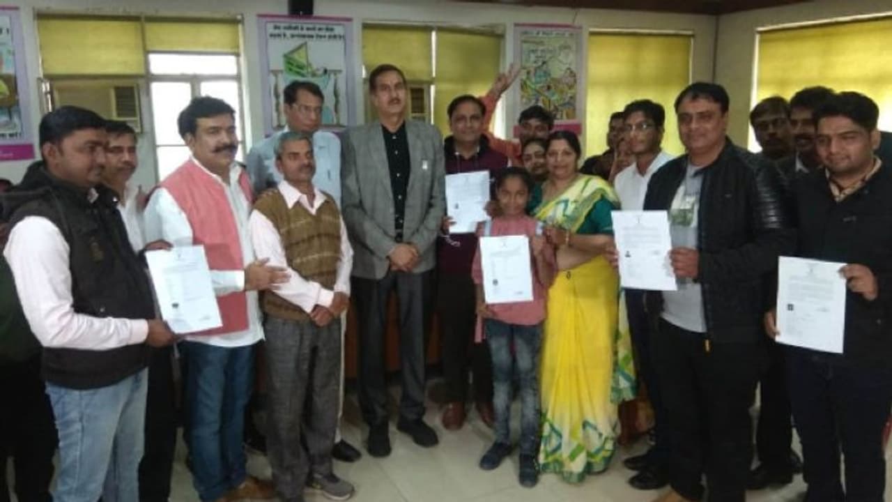 কেন্দ্রের হস্তক্ষেপ, এনআরসি র বাজারে ২১ পাকিস্তানি পেলেন ভারতীয় নাগরিকত্ব কেন্দ্রের হস্তক্ষেপ, এনআরসি র বাজারে ২১ পাকিস্তানি পেলেন ভারতীয় নাগরিকত্ব