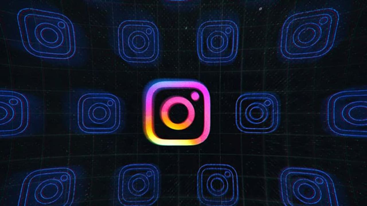 ടിക്ക്ടോക്കിനു ബദലായി ഇന്സ്റ്റയുടെ റീല്സ് ടിക്ക്ടോക്കിനു ബദലായി ഇന്സ്റ്റയുടെ റീല്സ്