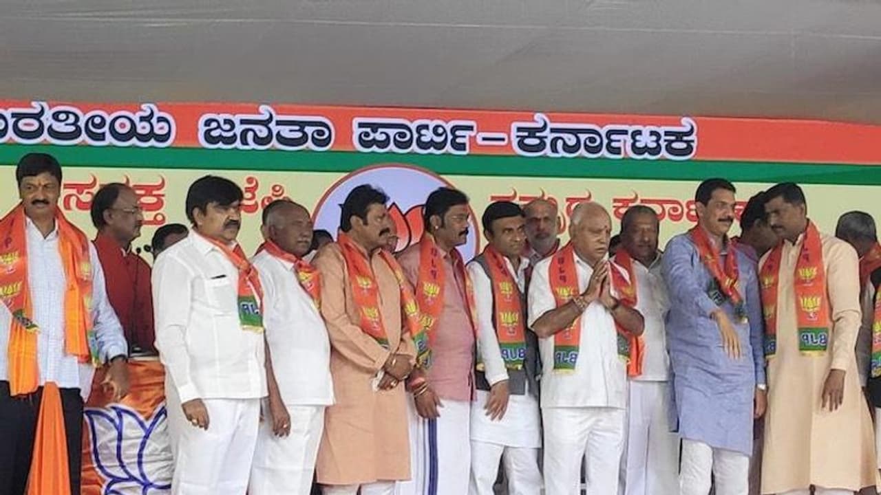 ರಾಜೀನಾಮೆ ಕೊಟ್ಟು ಬಂದವರಿಗೆ ಸ್ಥಾನ ಮಾನ ನೀಡಲು ಕಂಡೀಷನ್ ! ರಾಜೀನಾಮೆ ಕೊಟ್ಟು ಬಂದವರಿಗೆ ಸ್ಥಾನ ಮಾನ ನೀಡಲು ಕಂಡೀಷನ್ !