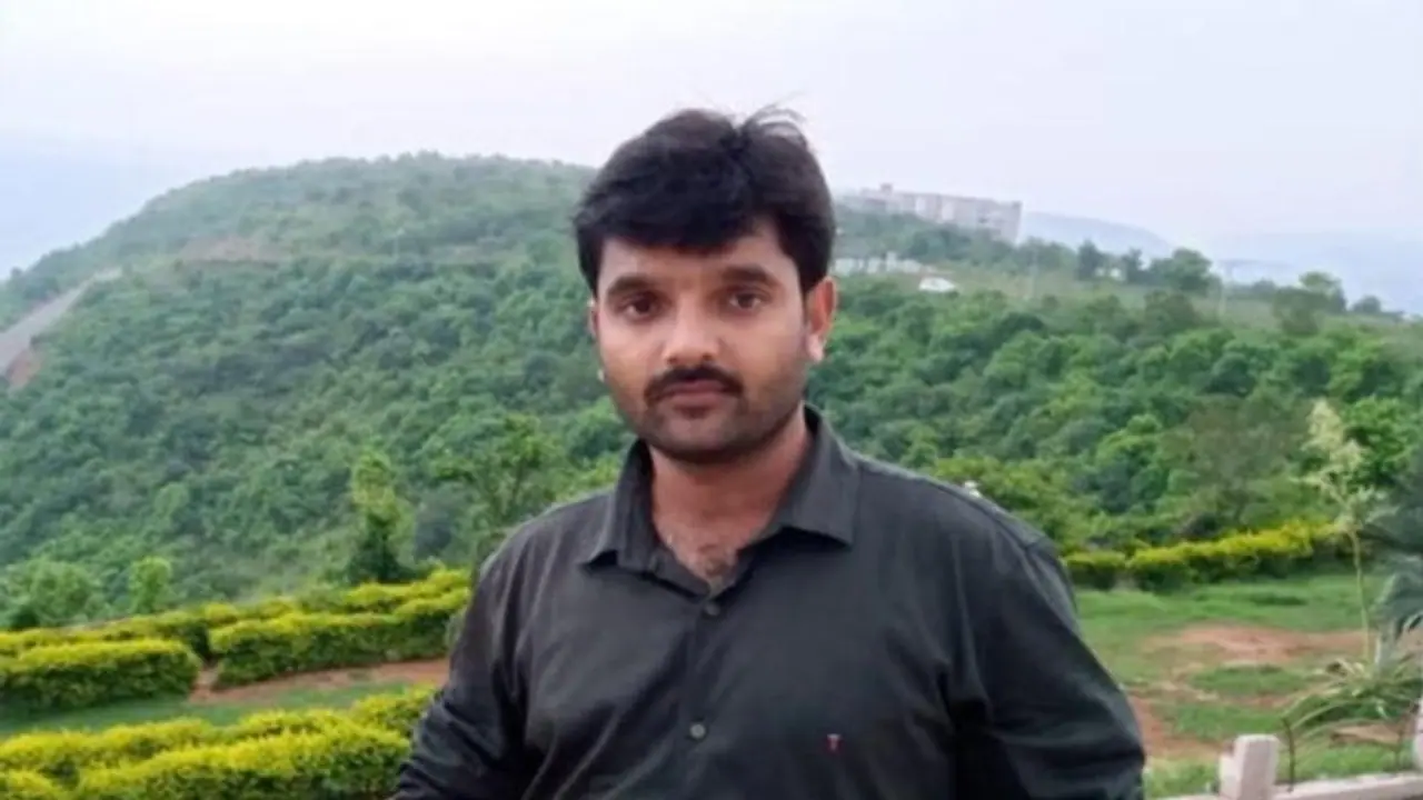 మంత్రి పీఏనంటూ బురిడీ... భారీ మోసాలకు పాల్పడిన నిందితుడి అరెస్ట్