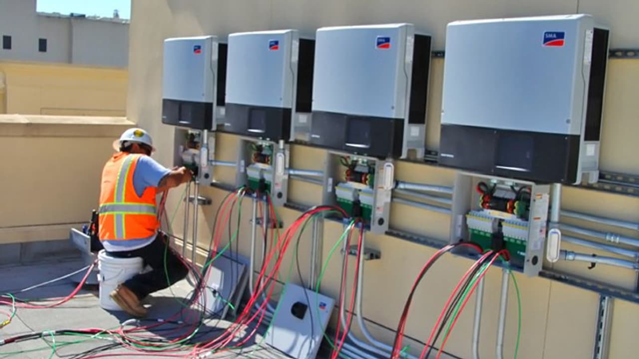 ऑफिस हो या दुकान, चाहते हैं बिजनेस की तरक्की तो ध्यान रखें ये 8 वास्तु टिप्स ऑफिस हो या दुकान, चाहते हैं बिजनेस की तरक्की तो ध्यान रखें ये 8 वास्तु टिप्स