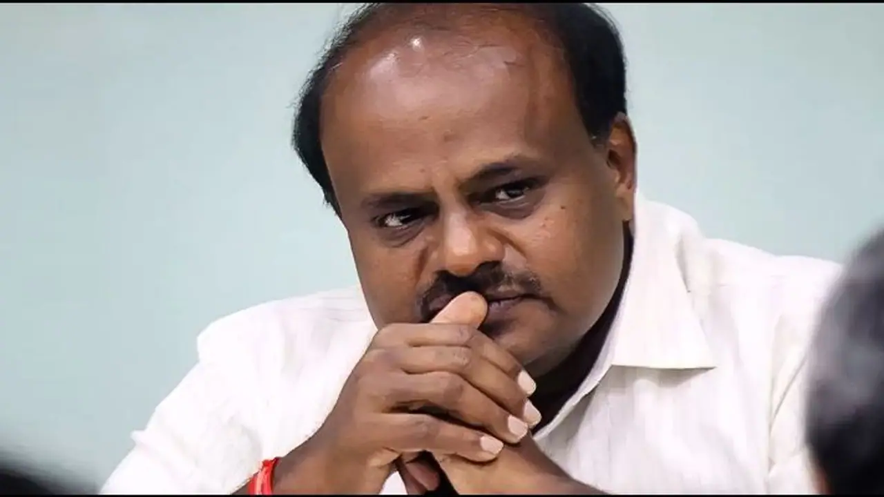 அணி மாறத் தயாராகிய குமாரசாமி: கர்நாடகத்தில் அடுத்த அரசியல் பரபரப்பு ஆரம்பம் ... அணி மாறத் தயாராகிய குமாரசாமி: கர்நாடகத்தில் அடுத்த அரசியல் பரபரப்பு ஆரம்பம் ...