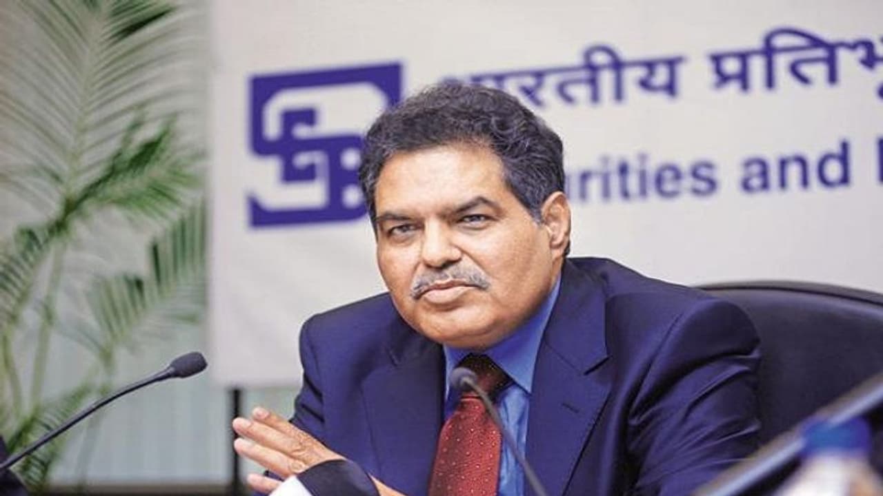 ‘కార్వీ’ది ఎప్పుడూ ఇల్లీగల్ స్టయిలే.. అందుకే: సెబీ చీఫ్ ‘కార్వీ’ది ఎప్పుడూ ఇల్లీగల్ స్టయిలే.. అందుకే: సెబీ చీఫ్