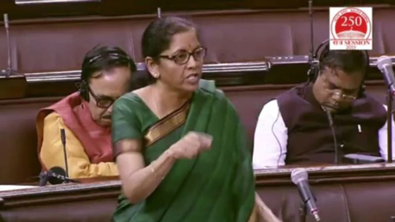 രാജ്യത്തെ സാമ്പത്തിക സ്ഥിതി: തീപ്പൊരി മറുപടിയുമായി ധനമന്ത്രി; ഇതിനിടയിലും ഉറങ്ങി ബിജെപി എംപിമാര് രാജ്യത്തെ സാമ്പത്തിക സ്ഥിതി: തീപ്പൊരി മറുപടിയുമായി ധനമന്ത്രി; ഇതിനിടയിലും ഉറങ്ങി ബിജെപി എംപിമാര്