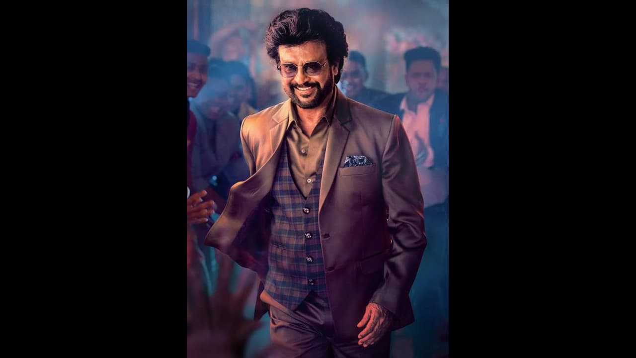 குஷ்பு, வடிவேலுவுக்கு ‘நோ எண்ட்ரி’ போட்ட ரஜினி..!! வஞ்சம் வைத்து செஞ்ச சூப்பர் ஸ்டார்..!!