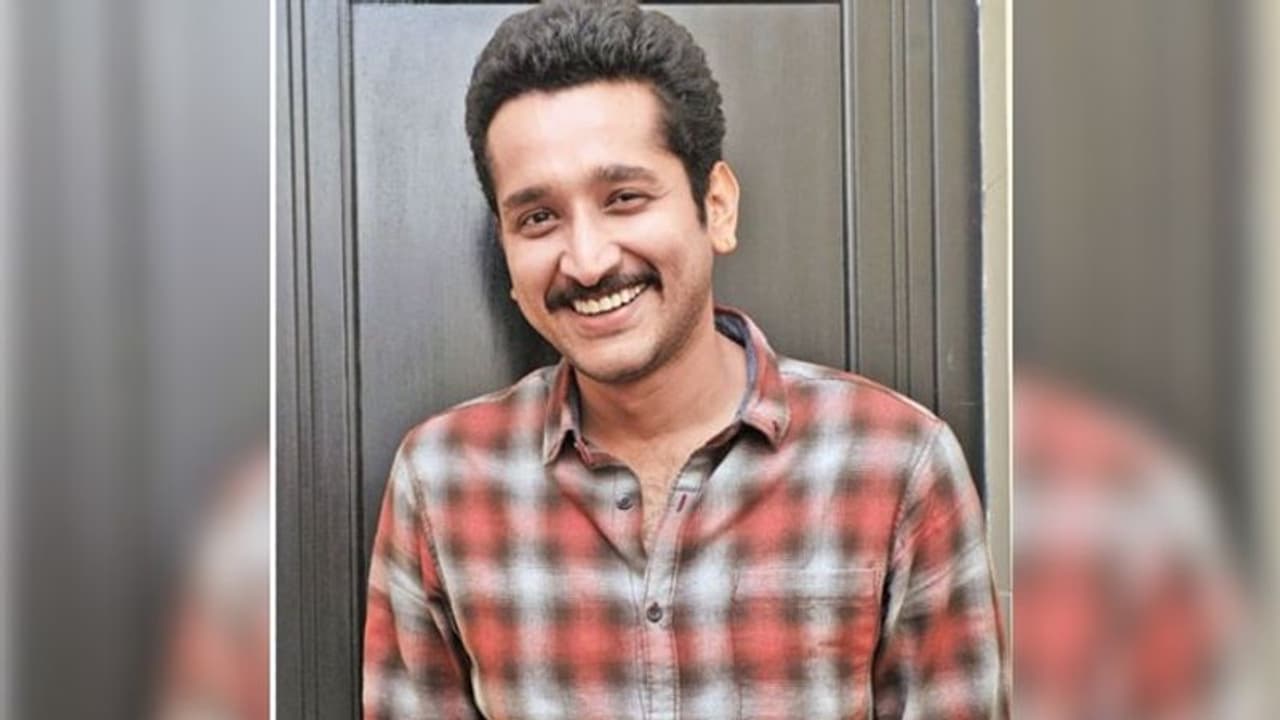 ওটিটি তে 'তিকিতাকা', ফুটবল প্রেমের সঙ্গে লুকিয়ে রহস্য, তুলে ধরবেন 'পরিচালক' পরমব্রত ওটিটি তে 'তিকিতাকা', ফুটবল প্রেমের সঙ্গে লুকিয়ে রহস্য, তুলে ধরবেন 'পরিচালক' পরমব্রত