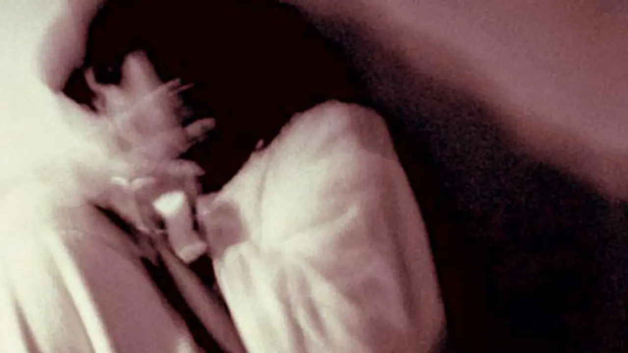 பதினான்கே வயதான சிறுமியை கதற, கதற கற்பழித்த 4 பேர் !! காட்டுக்குள் தூக்கிச் சென்று சிதைத்த கொடூரம் !!