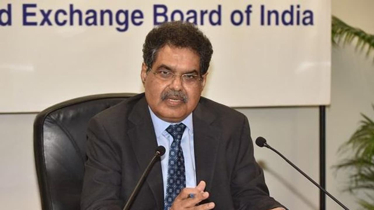 కార్వీ చీఫ్ రాజీనామా...ఫిన్టెక్కు త్వరలో కొత్త చైర్మన్? కార్వీ చీఫ్ రాజీనామా...ఫిన్టెక్కు త్వరలో కొత్త చైర్మన్?