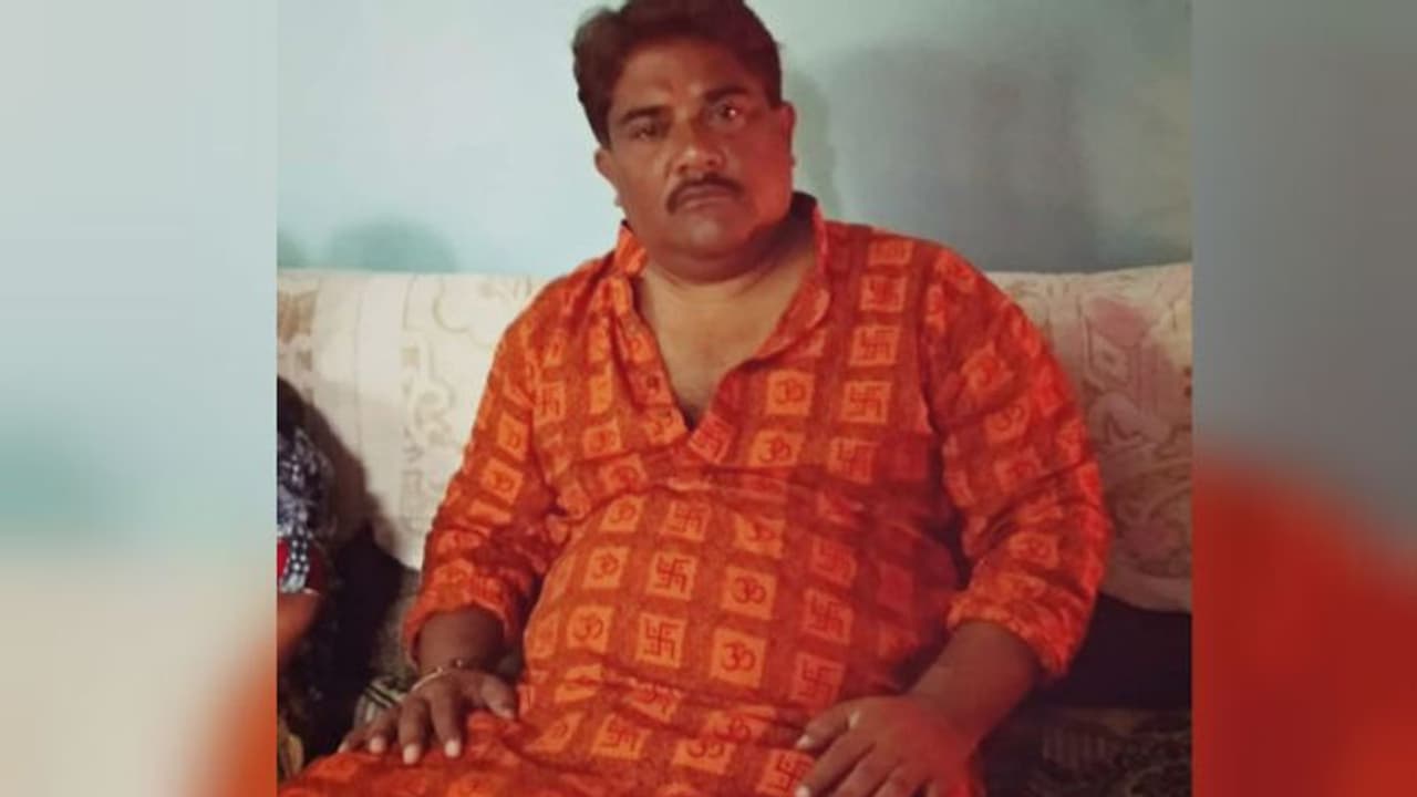 রিষড়ায় আগ্নেয়াস্ত্র সহ গ্রেফতার বিজেপি এর মণ্ডল সভাপতি রিষড়ায় আগ্নেয়াস্ত্র সহ গ্রেফতার বিজেপি এর মণ্ডল সভাপতি