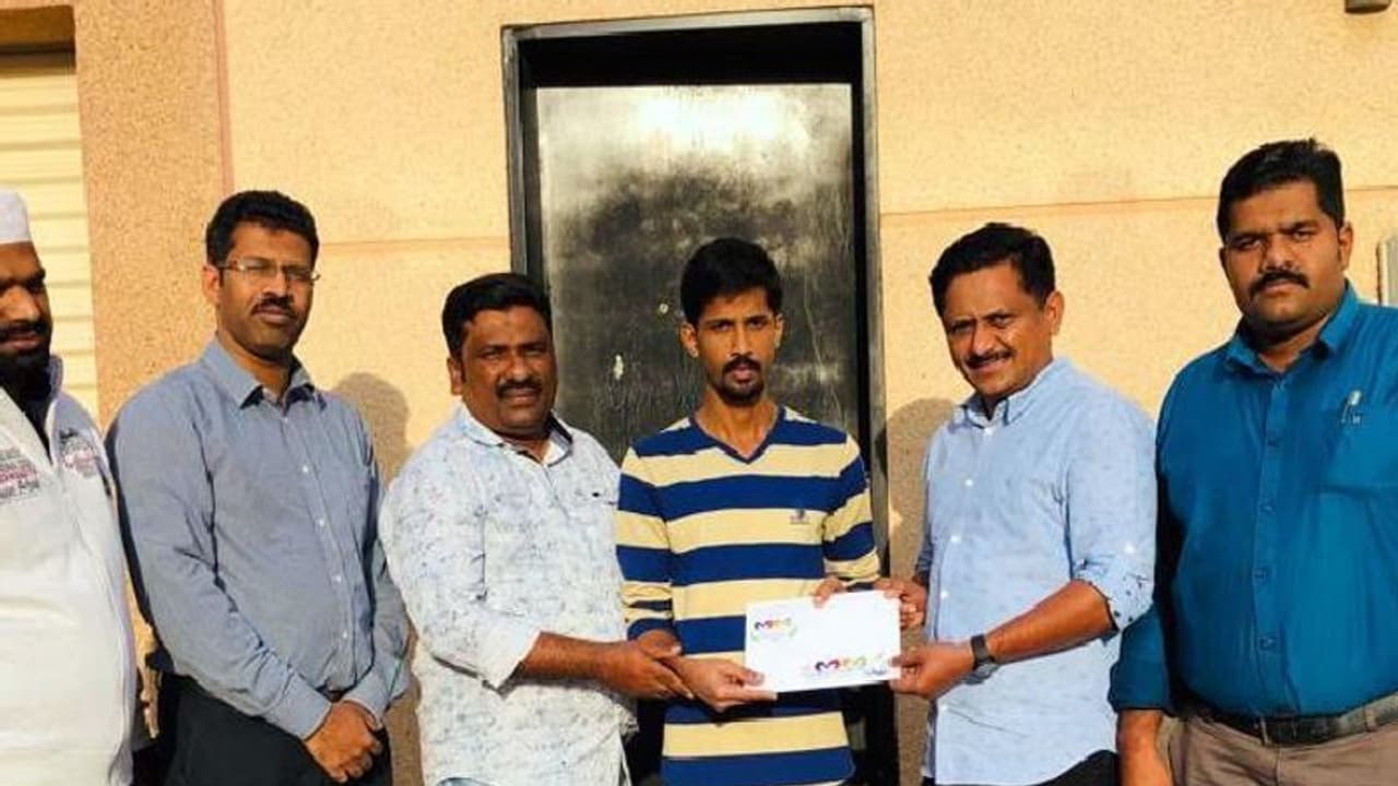 ആടുജീവിതം പിന്നെയും; റിയാദില് ദുരിതത്തിലായ മലയാളി ഡ്രൈവറെ രക്ഷപ്പെടുത്തി ആടുജീവിതം പിന്നെയും; റിയാദില് ദുരിതത്തിലായ മലയാളി ഡ്രൈവറെ രക്ഷപ്പെടുത്തി