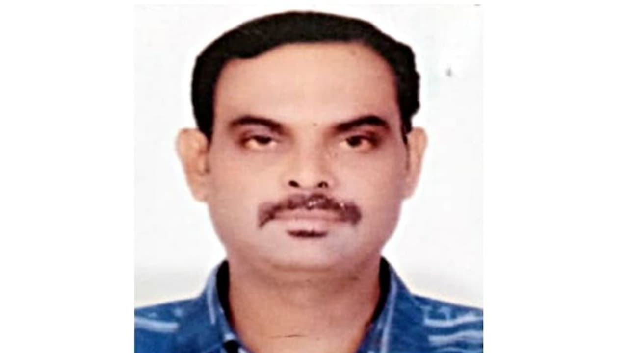 നാട്ടിലേക്ക് പുറപ്പെടുന്നതിന് മണിക്കൂറുകൾക്ക് മുമ്പ് മലയാളി മരിച്ചു നാട്ടിലേക്ക് പുറപ്പെടുന്നതിന് മണിക്കൂറുകൾക്ക് മുമ്പ് മലയാളി മരിച്ചു