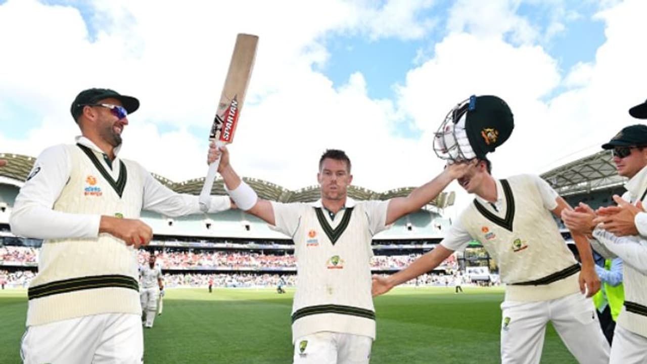 వార్నర్ ని హడలెత్తించిన బౌలర్ బౌలింగ్ సీక్రెట్ చెప్పేసాడోచ్!