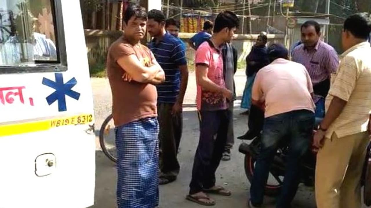 জমি নিয়ে বিবাদের জের,কাকাকে গুলি করে খুন করলো ভাইপো জমি নিয়ে বিবাদের জের,কাকাকে গুলি করে খুন করলো ভাইপো